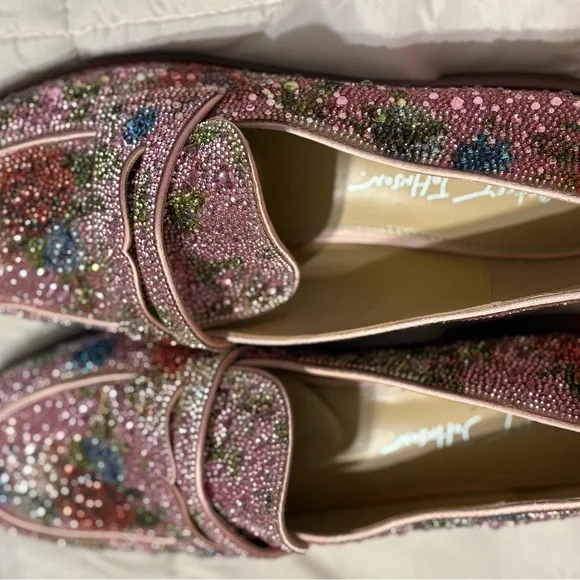 BETSEY JOHNSON SUPER FUN Elegant Pink Embellished Loafers - Picture 6 of 6